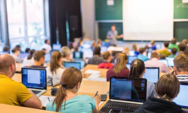 Competències digitals, ciutadania i el paper de l’escola